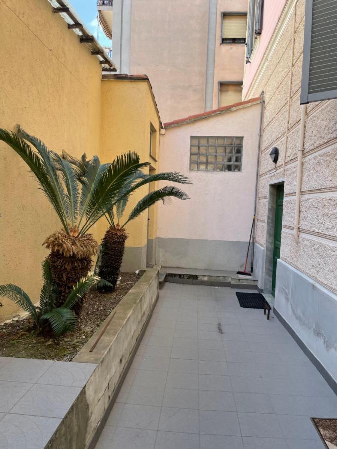Appartamento Stella Marina In Pieno Centro Di Pietra Ligure Sulla Passeggiata E A Un Passo Dal Mare Zewnętrze zdjęcie